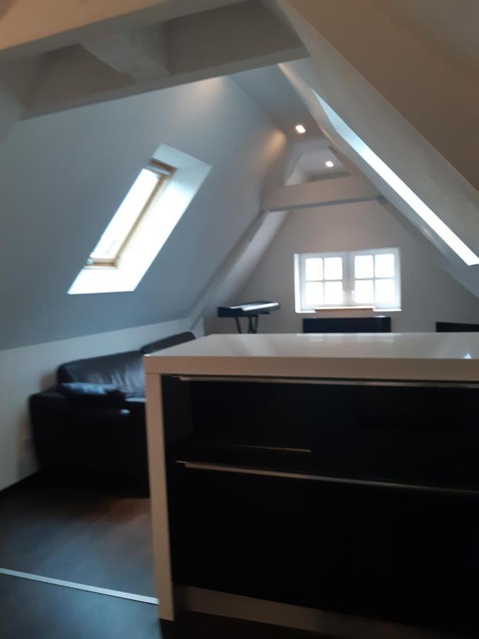 Superbe Loft En Centre-Historique Apartment Quimper Exterior photo